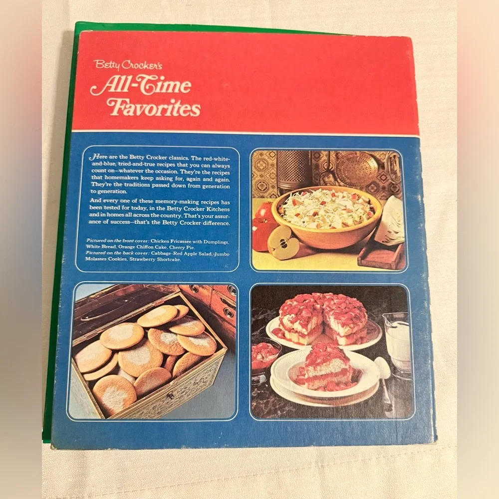 Vintage BETTY CROCKER'S All Time Favorites & Christmas Cookbook Bundle